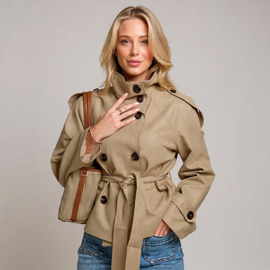 Trench court rétro à col revers